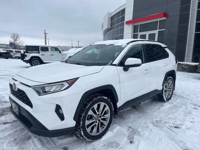 2019 Toyota RAV4 in Bolton, Ontario