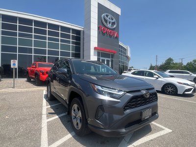 Toyota RAV4  2025 à Bolton, Ontario
