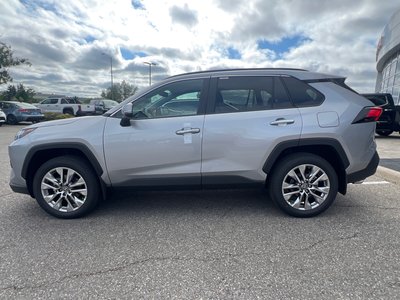 Toyota RAV4  2025 à Bolton, Ontario