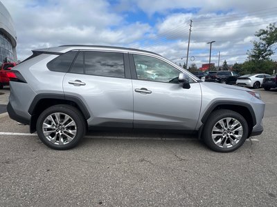 Toyota RAV4  2025 à Bolton, Ontario
