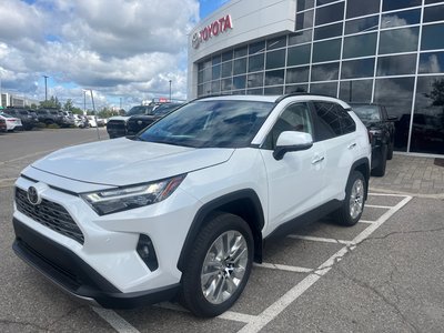 Toyota RAV4  2025 à Bolton, Ontario