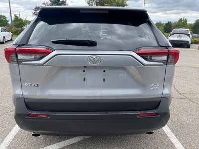 Toyota RAV4  2025 à Bolton, Ontario