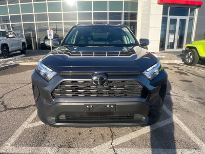 Toyota RAV4  2025 à Bolton, Ontario