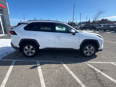Toyota RAV4  2025 à Bolton, Ontario