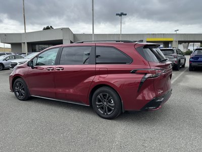 Toyota Sienna Hybrid  2025 à Vancouver, Colombie-Britannique