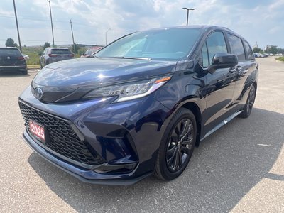 2025 Toyota Sienna Hybrid in Bolton, Ontario