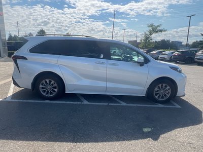 2025 Toyota Sienna Hybrid in Bolton, Ontario
