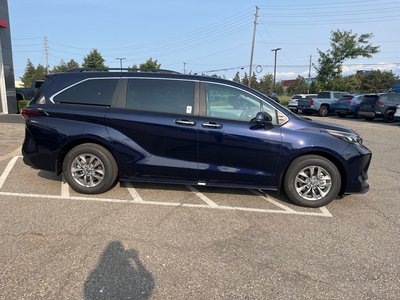 Toyota Sienna Hybrid  2026 à Bolton, Ontario