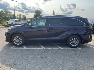 Toyota Sienna Hybrid  2026 à Bolton, Ontario