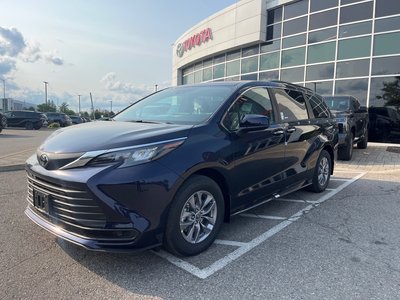 Toyota Sienna Hybrid  2026 à Bolton, Ontario