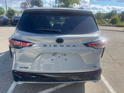 Toyota Sienna Hybrid  2026 à Bolton, Ontario