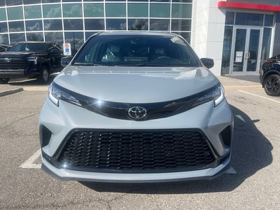 Toyota Sienna Hybrid  2026 à Bolton, Ontario