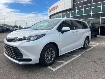 Toyota Sienna Hybrid  2026 à Bolton, Ontario