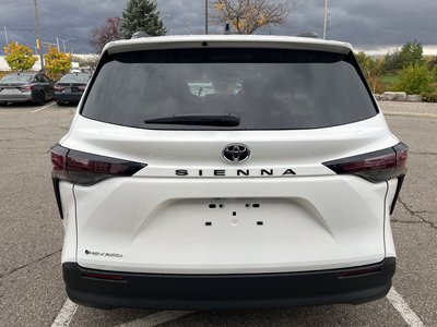 Toyota Sienna Hybrid  2026 à Bolton, Ontario