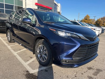 2026 Toyota Sienna Hybrid in Bolton, Ontario