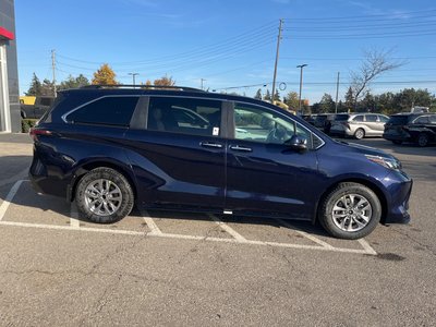 2026 Toyota Sienna Hybrid in Bolton, Ontario