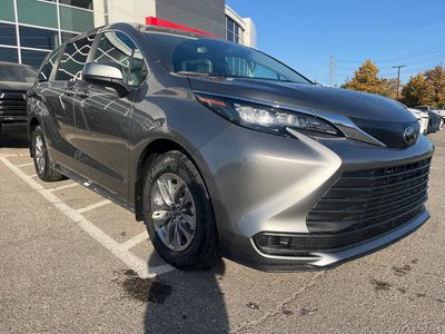 Toyota Sienna Hybrid  2026 à Bolton, Ontario