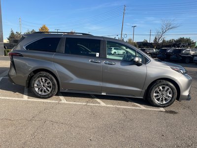 Toyota Sienna Hybrid  2026 à Bolton, Ontario