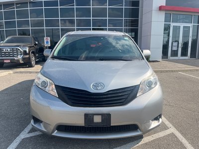 2016 Toyota Sienna in Bolton, Ontario