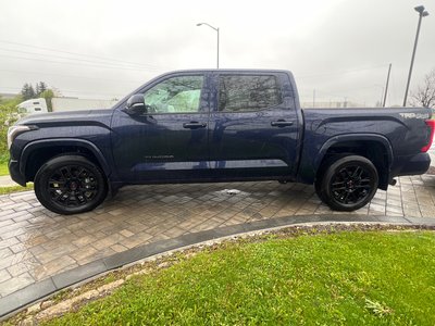 2024 Toyota TUNDRA 4X4 in Bolton, Ontario