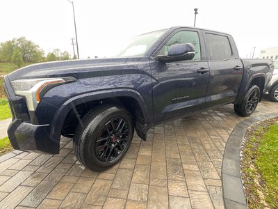 2024 Toyota TUNDRA 4X4 in Bolton, Ontario