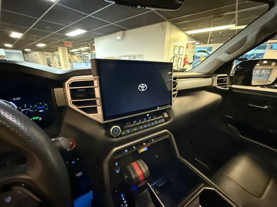 Toyota Tundra Hybrid  2024 à Vancouver, Colombie-Britannique