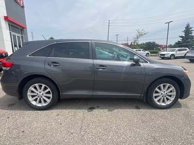 Toyota Venza  2012 à Bolton, Ontario