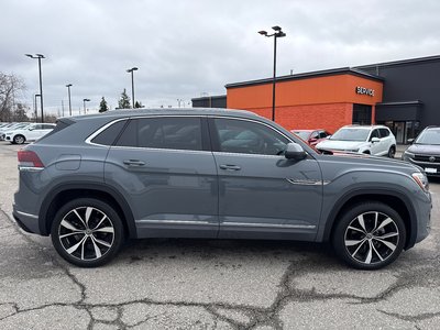 2024 Volkswagen Atlas Cross Sport in Mississauga, Ontario
