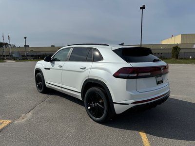 Volkswagen Atlas Cross Sport  2025 à Barrie, Ontario