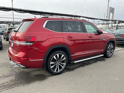 2023 Volkswagen Atlas in Calgary, Alberta