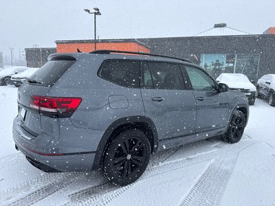 2023 Volkswagen Atlas in Mississauga, Ontario