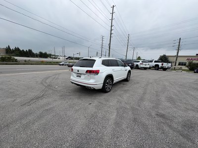 2023 Volkswagen Atlas in Barrie, Ontario