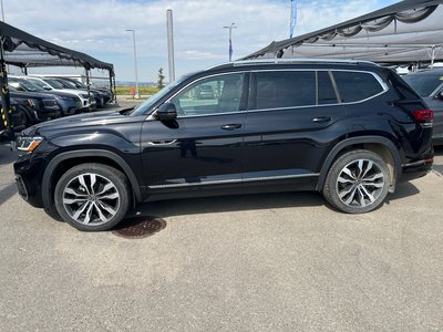 2023 Volkswagen Atlas in Calgary, Alberta