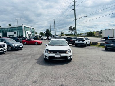 2017 Volkswagen GOLF ALLTRACK in Barrie, Ontario