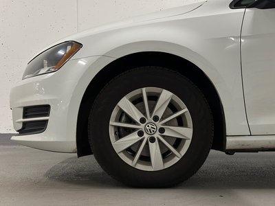 Volkswagen Golf  2016 à Vancouver, Colombie-Britannique