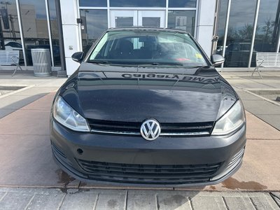 Volkswagen Golf  2017 à Calgary, Alberta