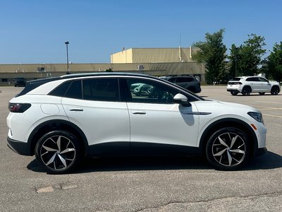 2025 Volkswagen ID.4 in Barrie, Ontario