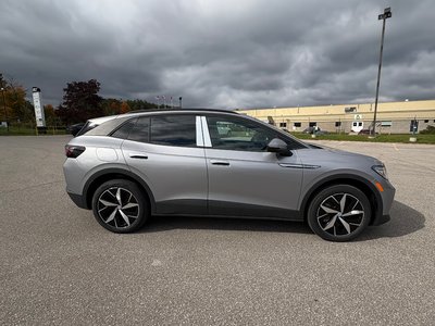 2025 Volkswagen ID.4 in Barrie, Ontario