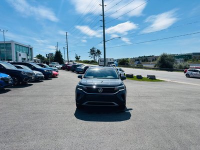 Volkswagen Taos  2022 à Barrie, Ontario