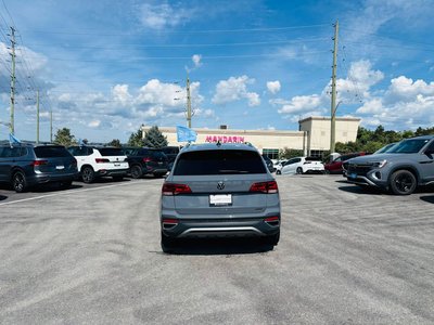Volkswagen Taos  2022 à Barrie, Ontario
