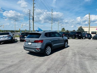 Volkswagen Taos  2022 à Barrie, Ontario