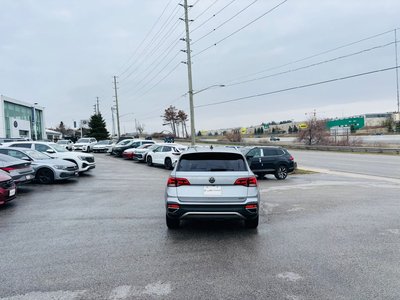Volkswagen Taos  2022 à Barrie, Ontario