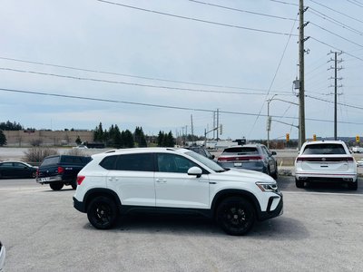 Volkswagen Taos  2024 à Barrie, Ontario
