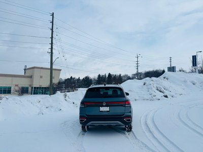 Volkswagen Taos  2025 à Barrie, Ontario