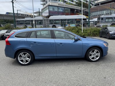 Volvo V60  2015 à Vancouver, Colombie-Britannique