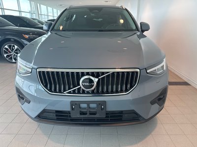 2023 Volvo XC40 in Toronto, Ontario