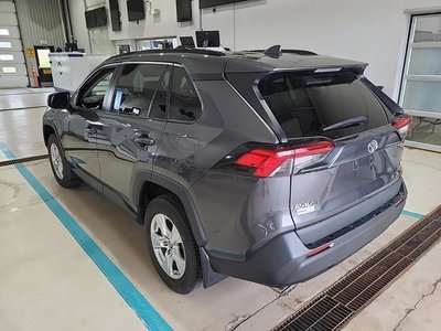 Toyota RAV4  2020 à Regina, Saskatchewan
