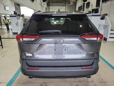 Toyota RAV4  2020 à Regina, Saskatchewan