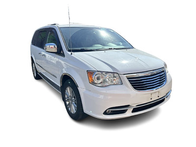 2015 Chrysler Town & Country in Langley, British Columbia