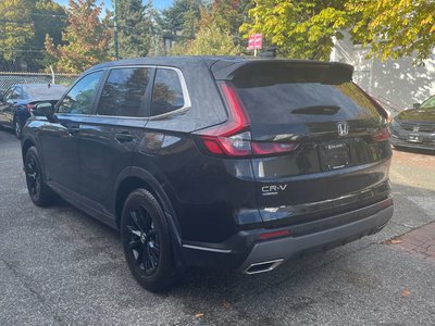 2025  CR-V Hybrid in North Vancouver, British Columbia
